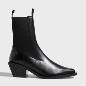ATP Atelier Apollosa Leather Ankle Boots in Black | Square Toe Western Booties
